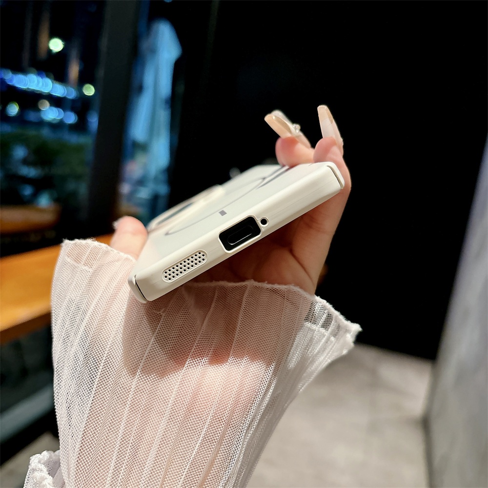 غطاء هاتف صلب من البولي كربونا - مراجعة Vivo X200 وسعره